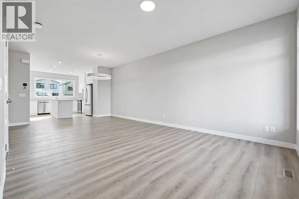 7019 Rangeview Avenue SE