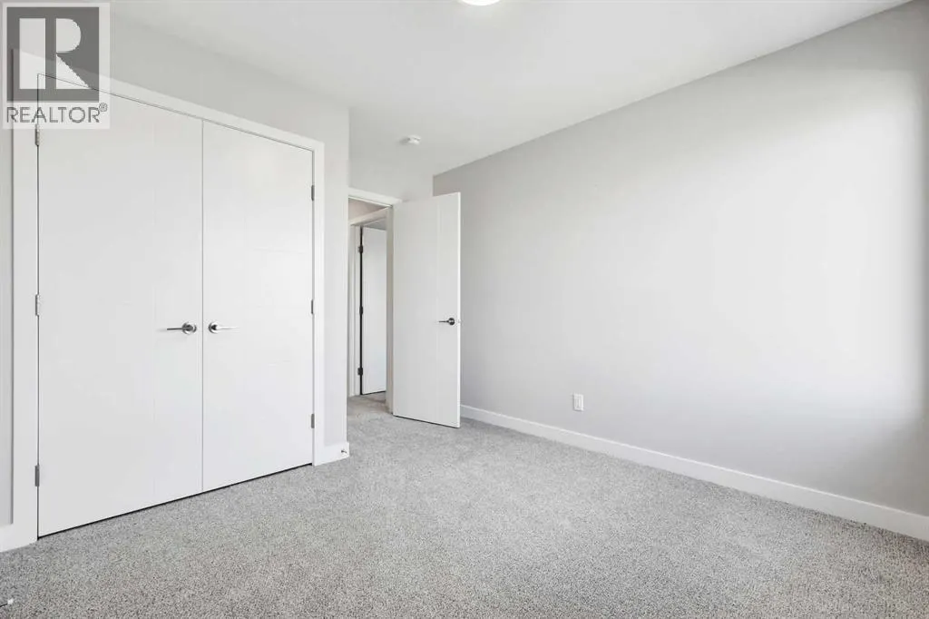 7019 Rangeview Avenue SE