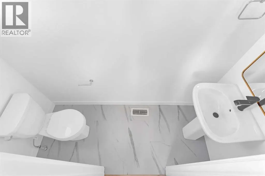 164 Cobblestone Gate SW