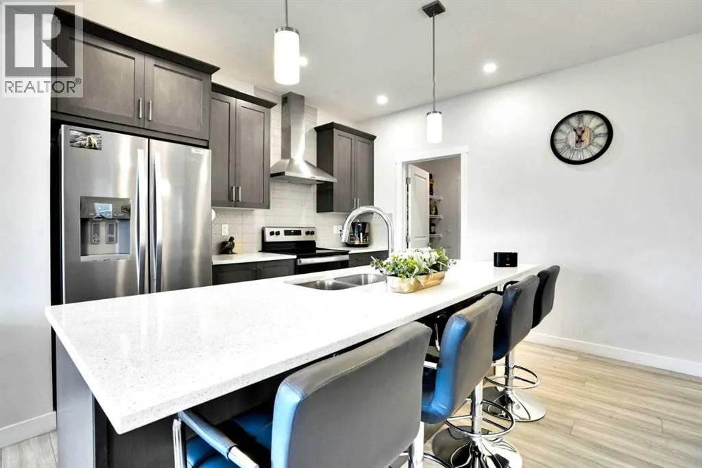 1457 Bayview Point SW