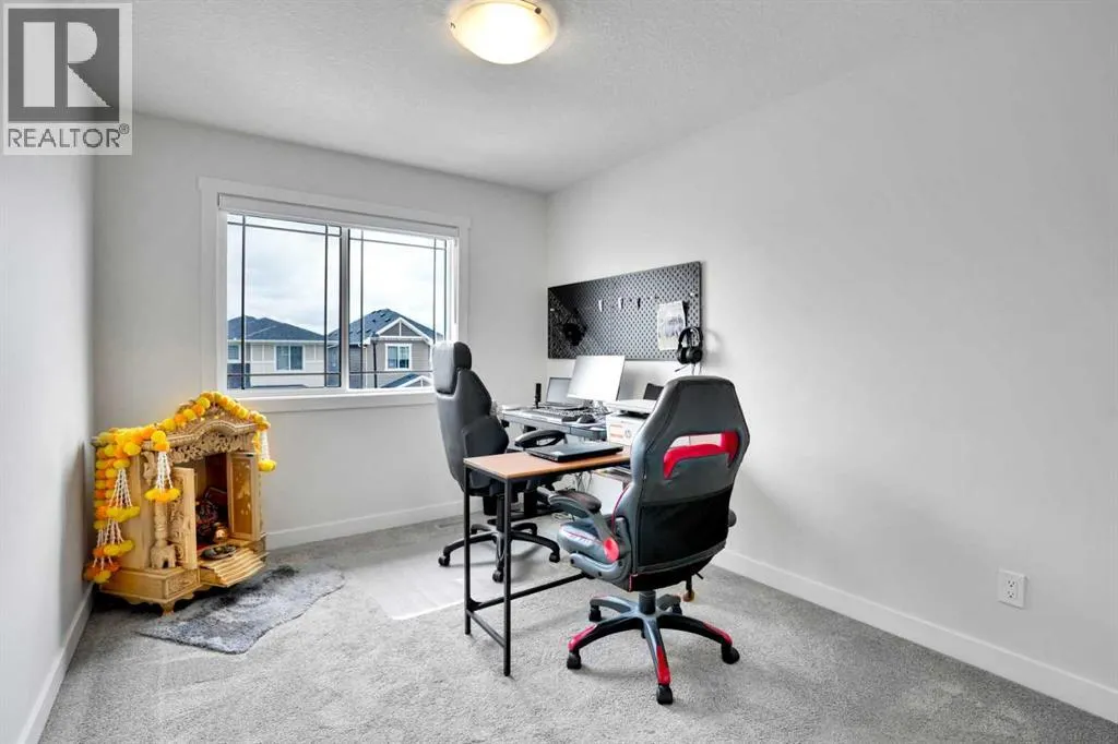 1457 Bayview Point SW