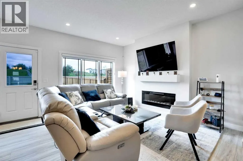 1457 Bayview Point SW