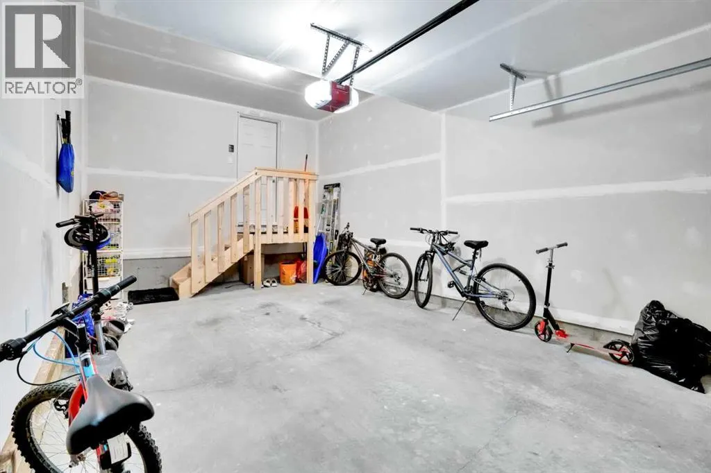 1457 Bayview Point SW