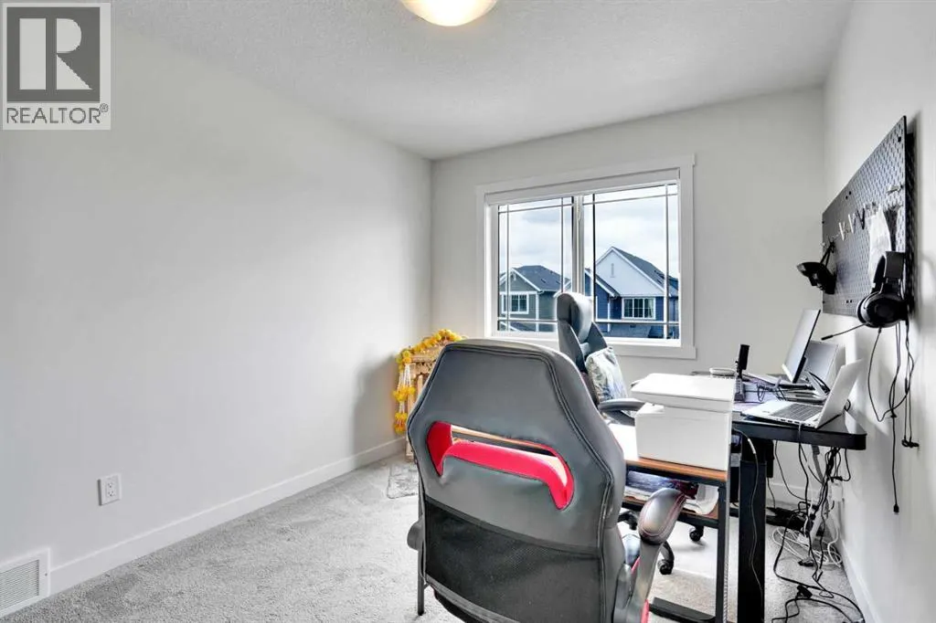 1457 Bayview Point SW