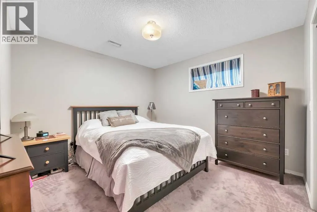 517 Lakeside Greens Place