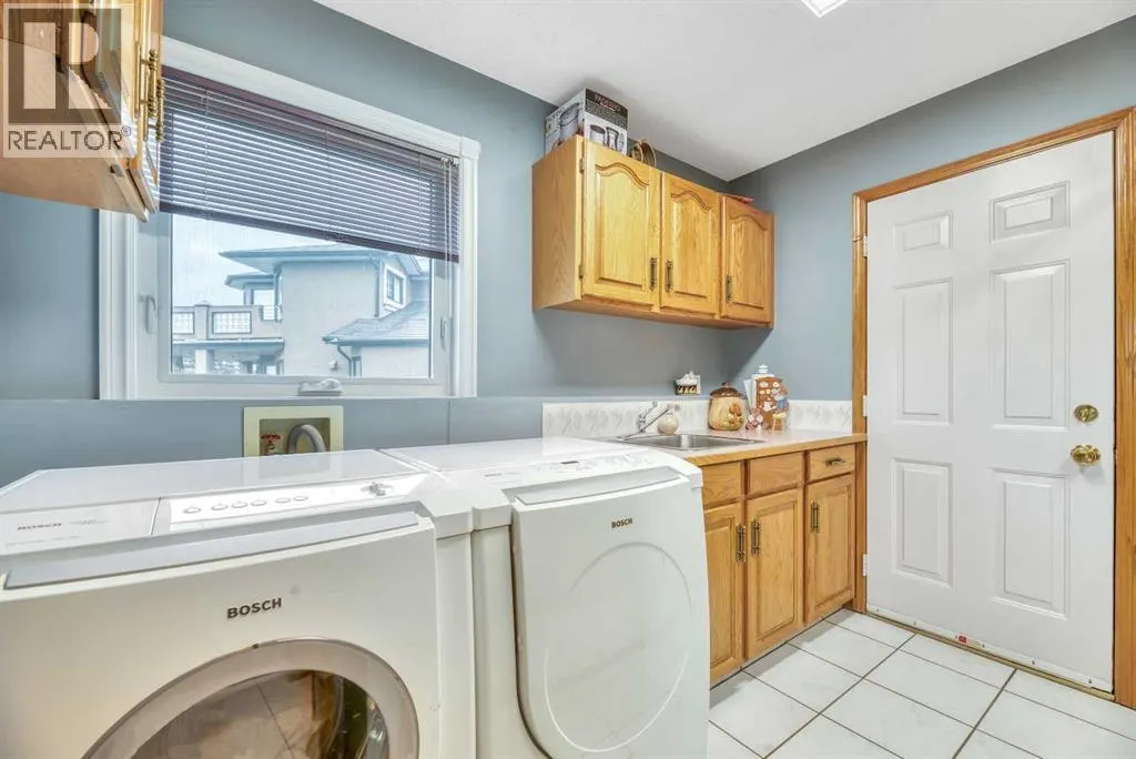 517 Lakeside Greens Place