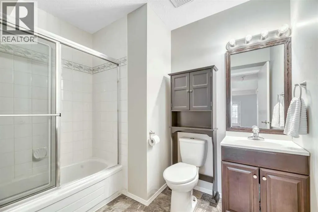 517 Lakeside Greens Place