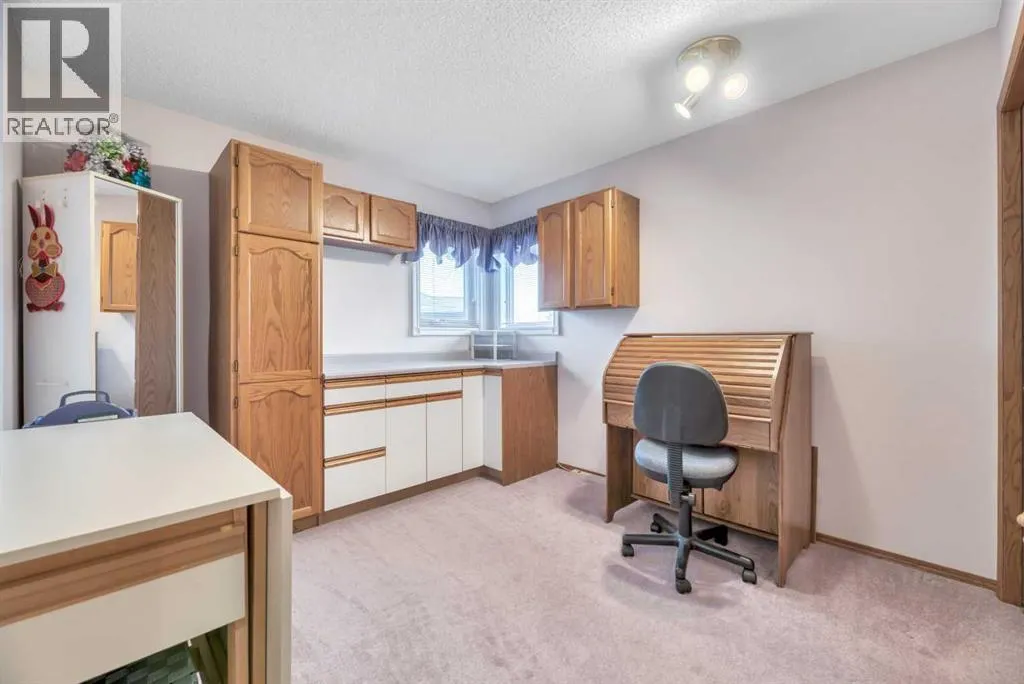 517 Lakeside Greens Place