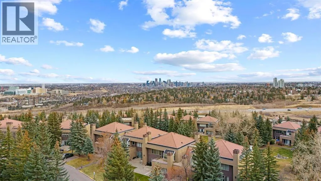 10, 105 Village Heights SW