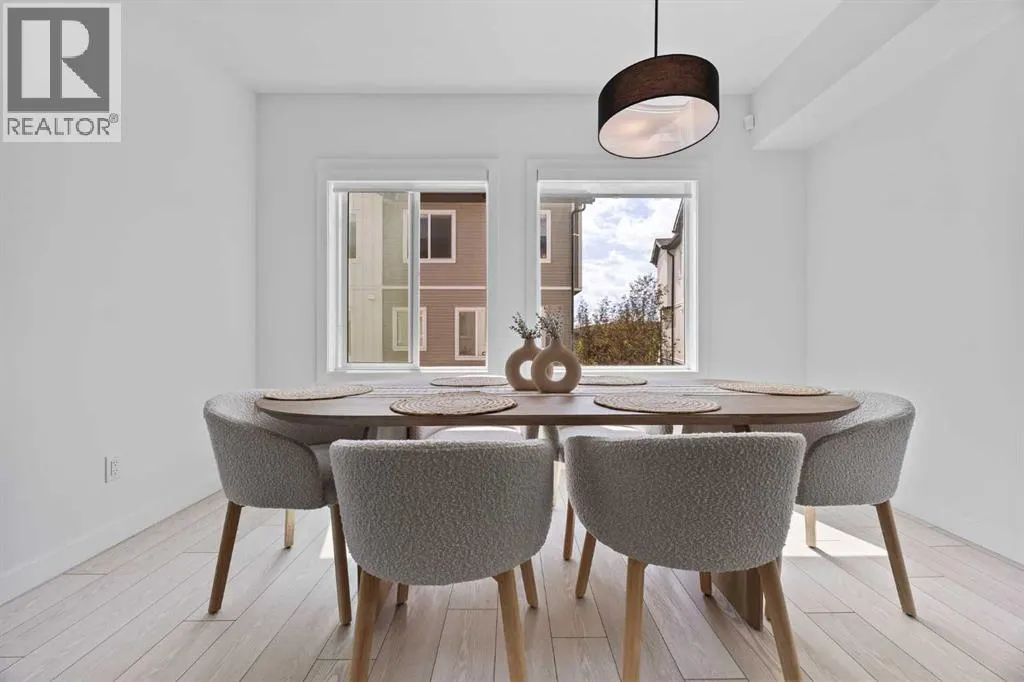 802, 335 Creekside Boulevard SW