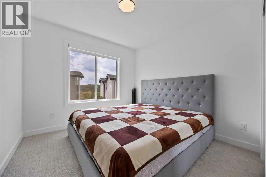 802, 335 Creekside Boulevard SW