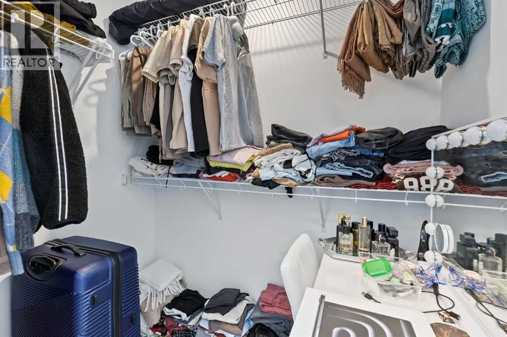 802, 335 Creekside Boulevard SW