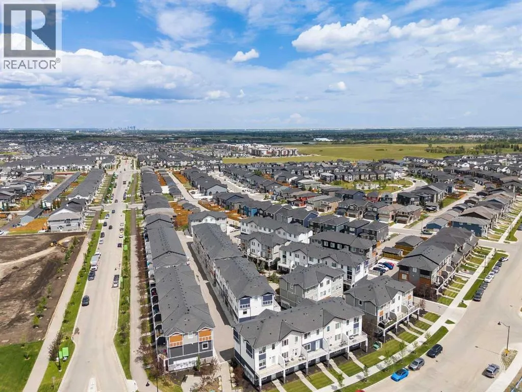 802, 335 Creekside Boulevard SW