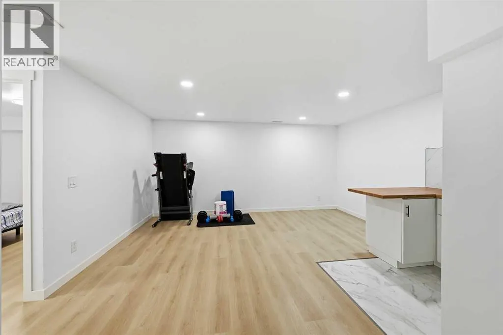 217 coopers Grove SW