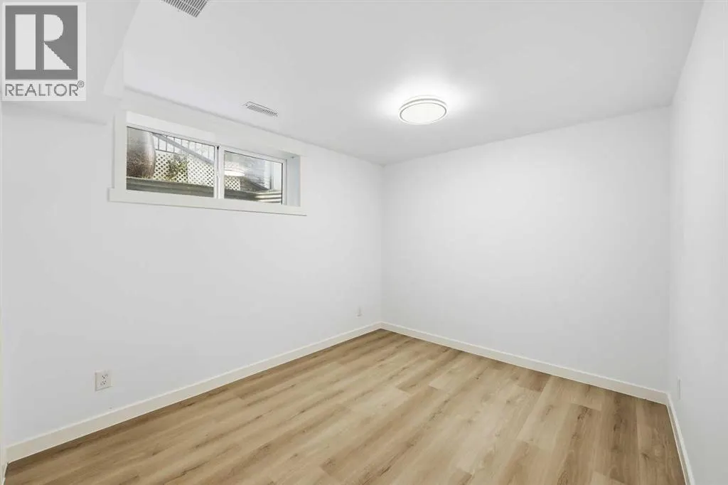 217 coopers Grove SW