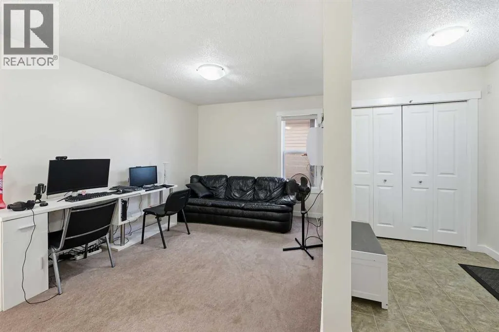 217 coopers Grove SW