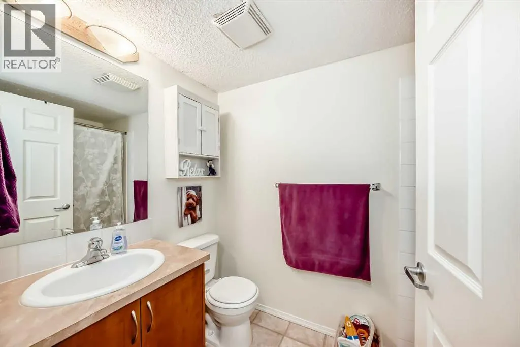 2212, 700 Willowbrook Road NW