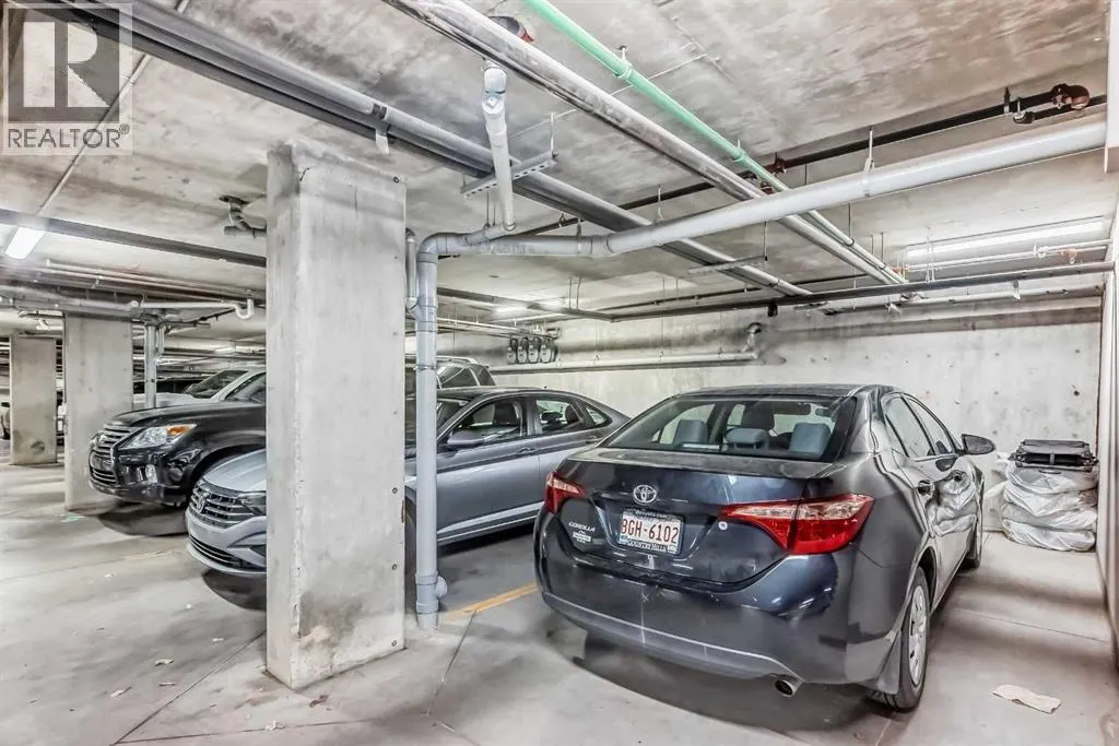 2212, 700 Willowbrook Road NW