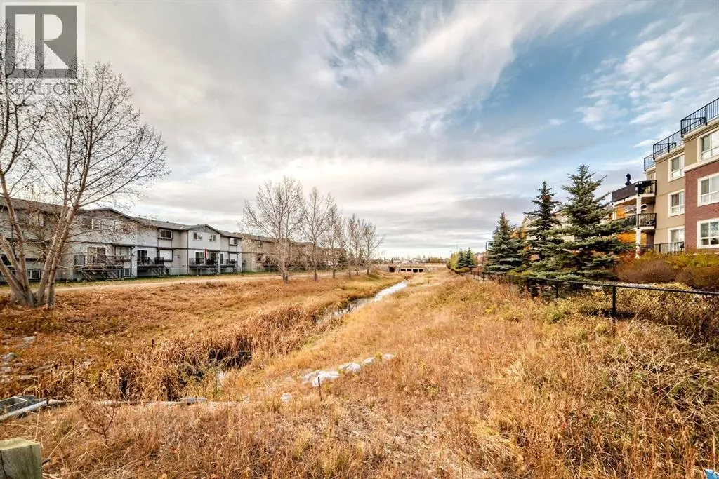 2212, 700 Willowbrook Road NW