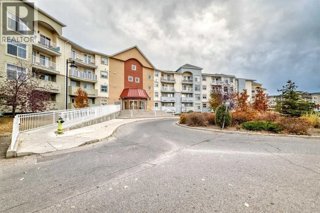 2212, 700 Willowbrook Road NW