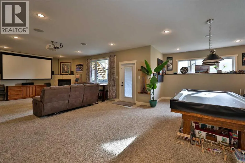 232 Sixmile Common S