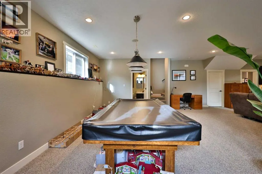 232 Sixmile Common S