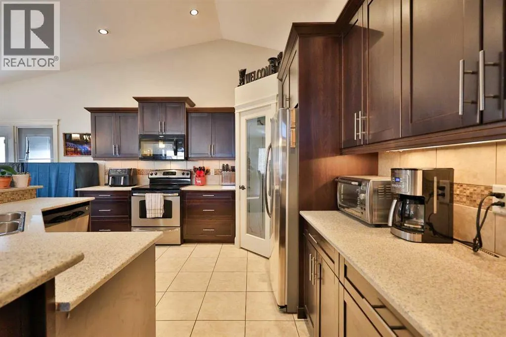 232 Sixmile Common S