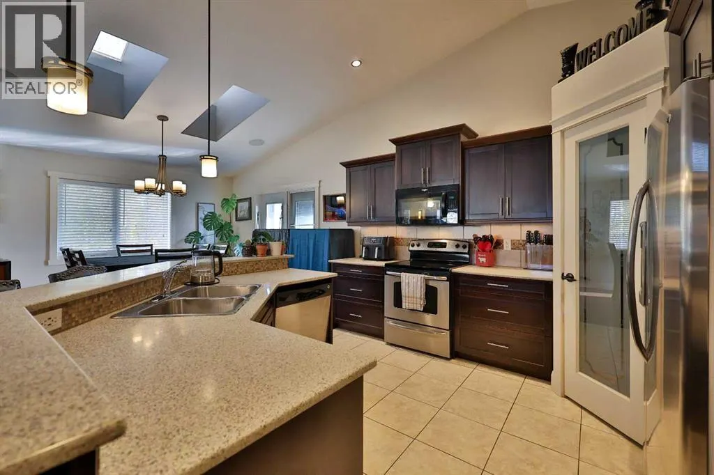 232 Sixmile Common S