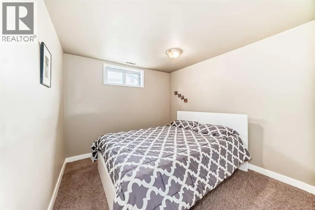 363 Templeside Circle NE