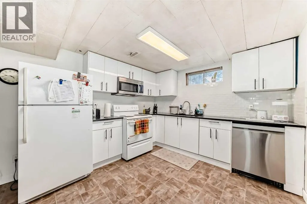 363 Templeside Circle NE