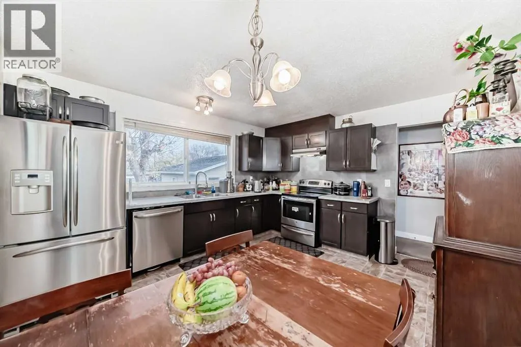 363 Templeside Circle NE