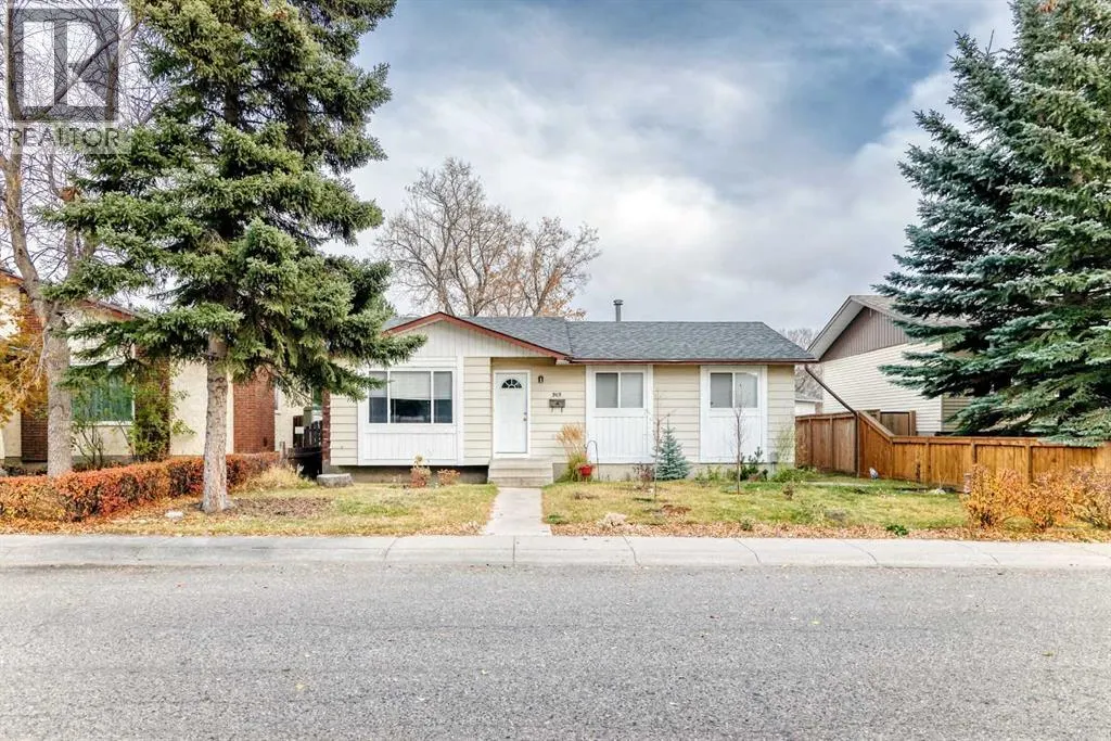 363 Templeside Circle NE