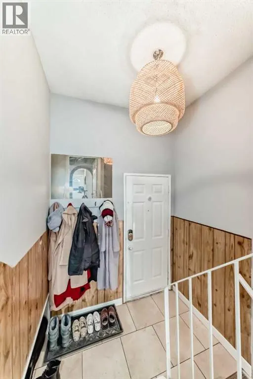 363 Templeside Circle NE