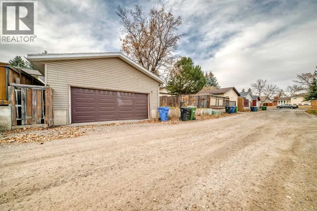 363 Templeside Circle NE