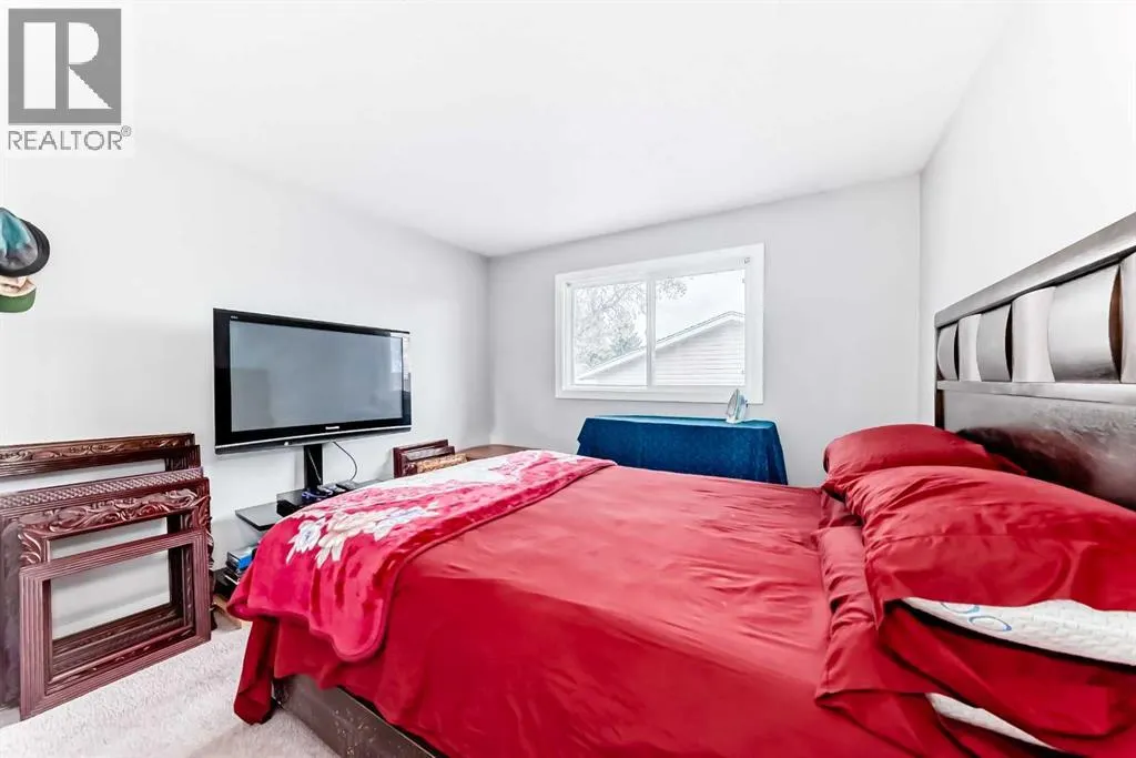 363 Templeside Circle NE