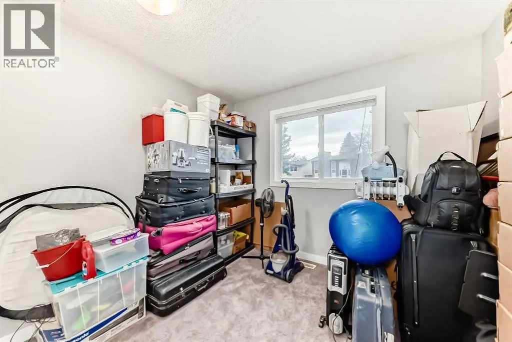 363 Templeside Circle NE