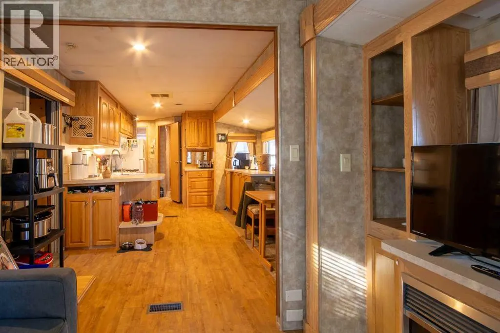 #1, 1 2004 Avenue SW