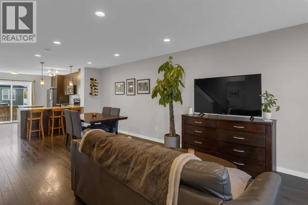 108, 2400 Ravenswood View SE