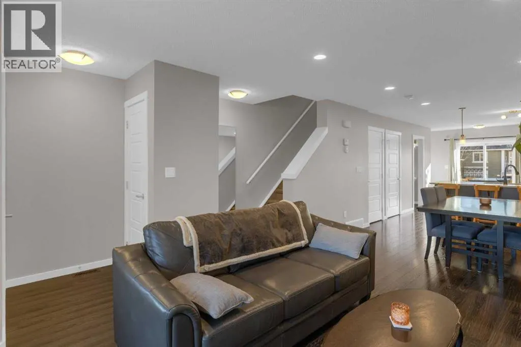 108, 2400 Ravenswood View SE