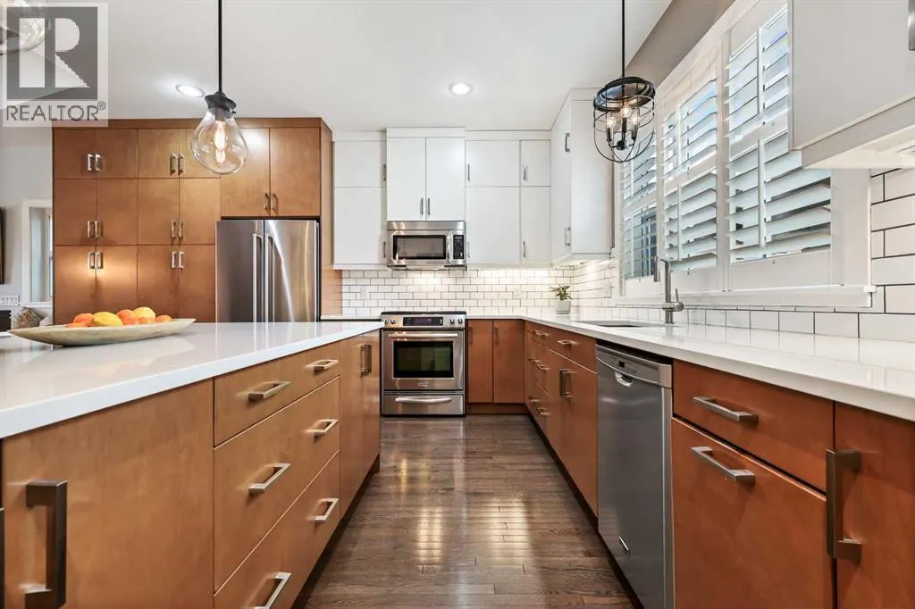 96 Beny-Sur-Mer Road SW