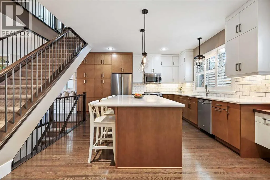 96 Beny-Sur-Mer Road SW