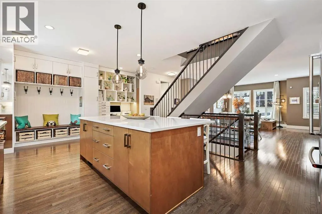 96 Beny-Sur-Mer Road SW