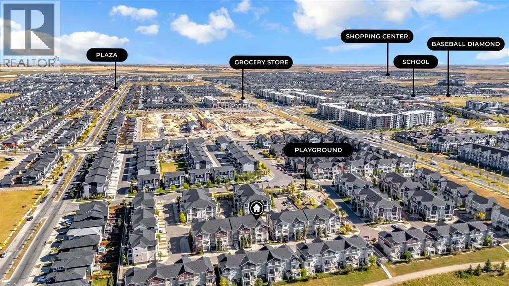 714 Redstone View NE