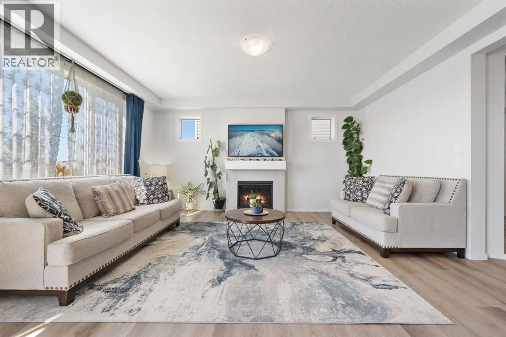 633 Windrow Manor SW