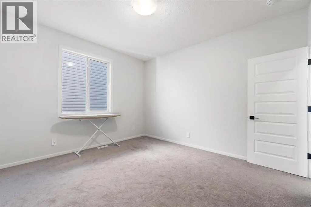 633 Windrow Manor SW