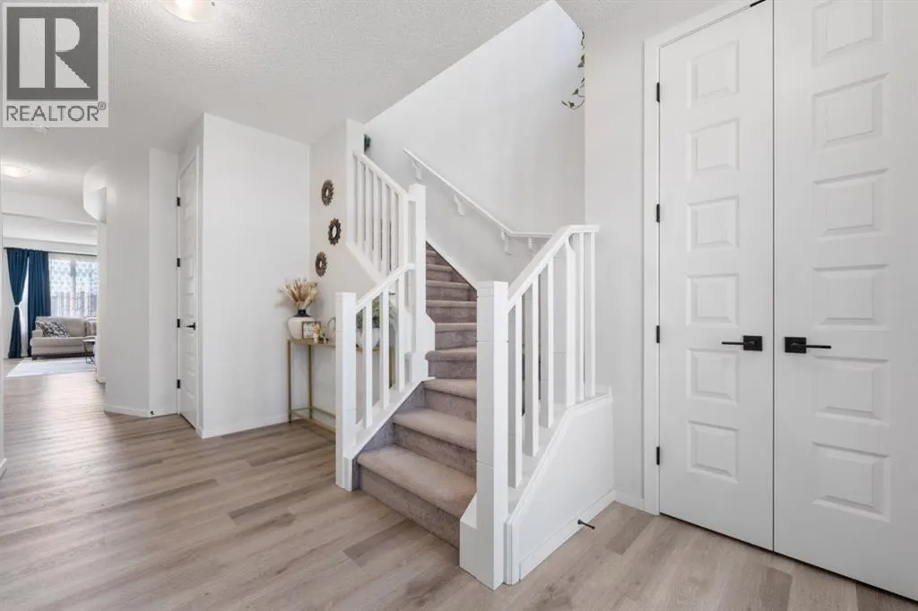 633 Windrow Manor SW