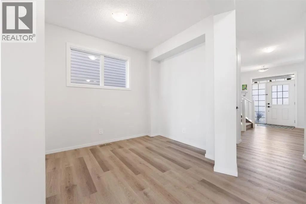 633 Windrow Manor SW