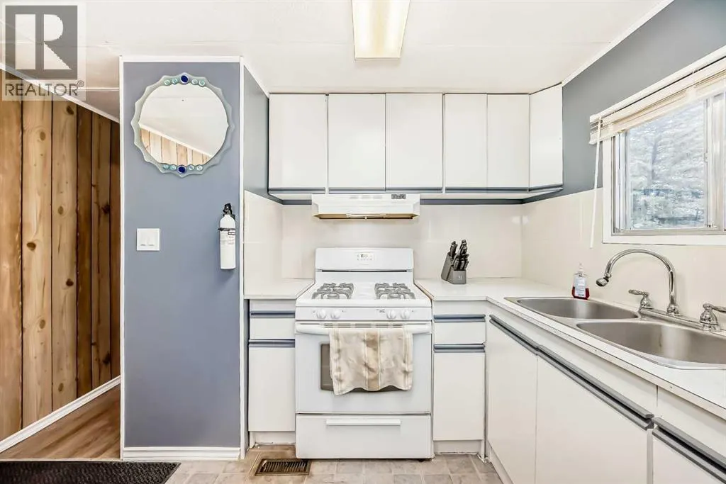 270, 3223 83 Street NW