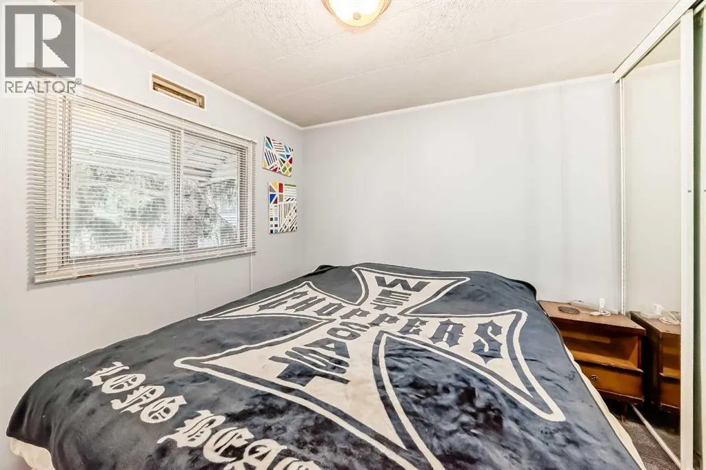 270, 3223 83 Street NW