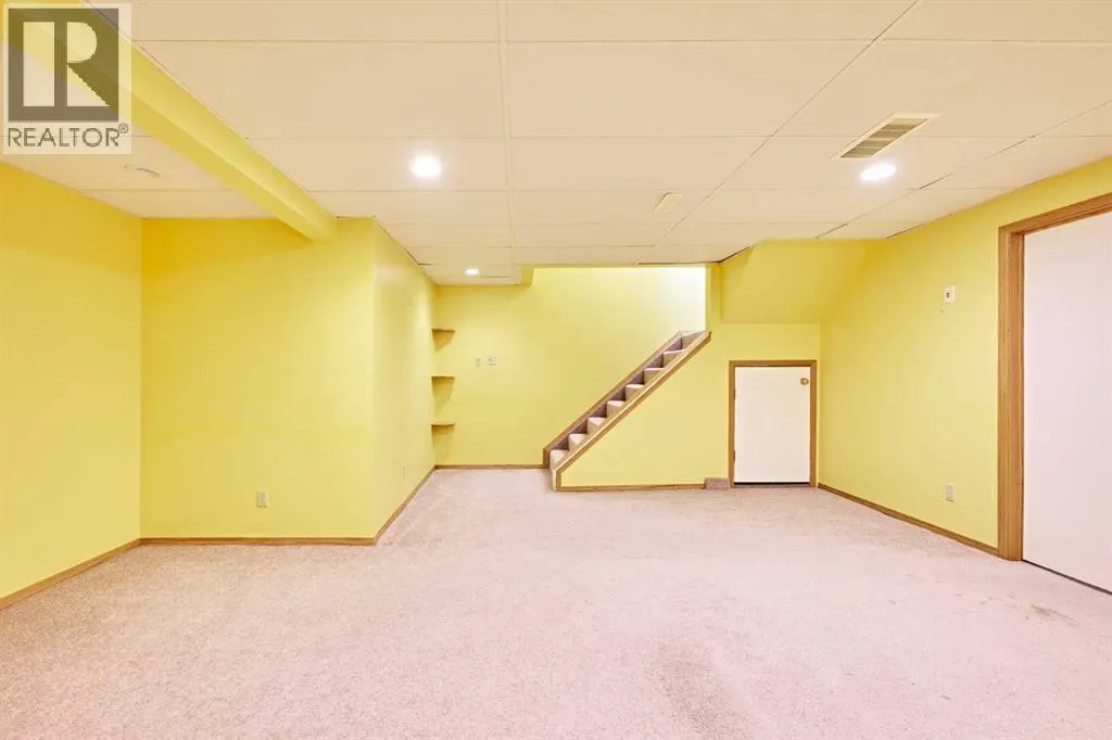 16 Shawmeadows Crescent SW